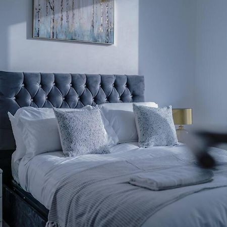 Stunning 2-Bed Premium Apartment - Free Wi-Fi Preston  Kültér fotó